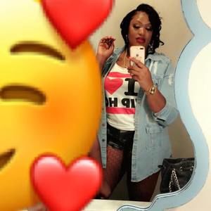 Meet your Posher, Delicia